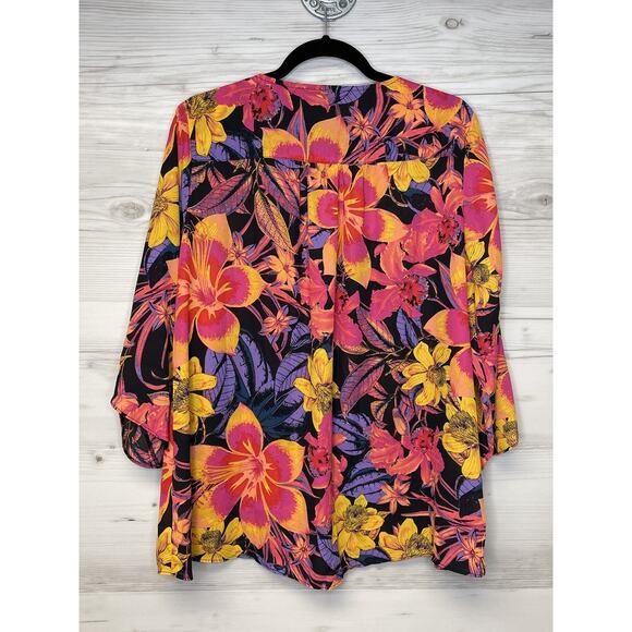 Beautiful by Lawrence Zarian Shirt Womens Medium Black Floral Print Top Blouse - Picture 10 of 10